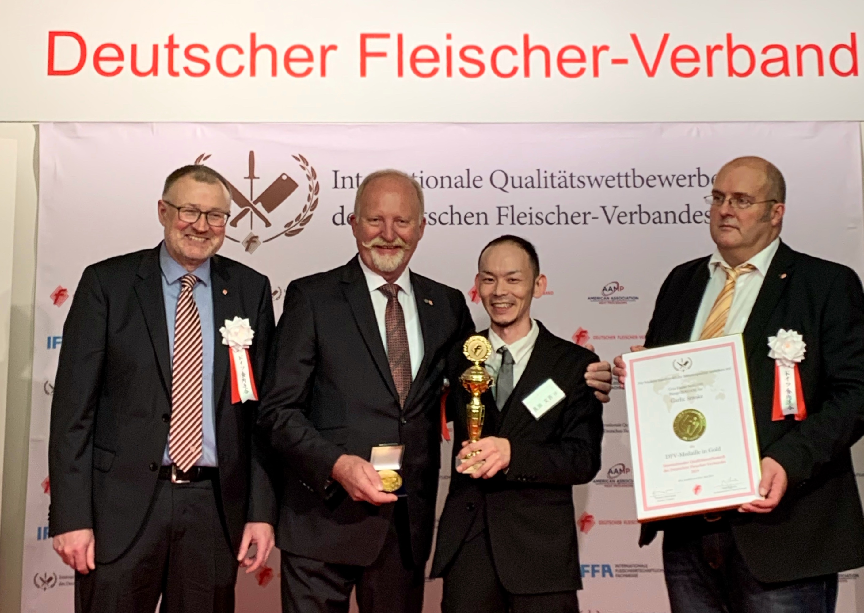 【長崎県産SPF豚と五島の海塩を使った】燻製セット